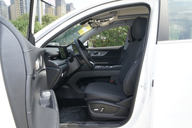 2025款奇瑞瑞虎8