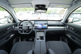 2025款奇瑞瑞虎8