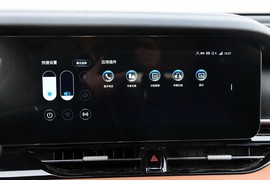 2023款奔腾T99