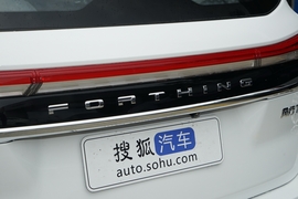 2024款东风风行T5