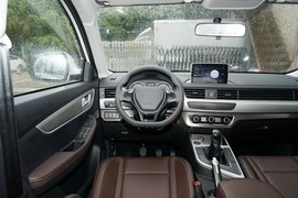 2024款东风风行T5