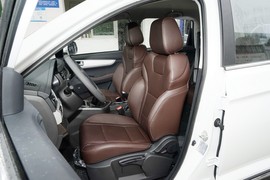 2024款东风风行T5