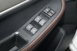 2024款东风风行T5