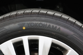 2024款丰田汉兰达