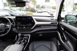 2024款丰田汉兰达