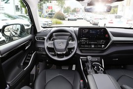 2024款丰田汉兰达