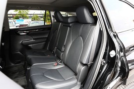 2024款丰田汉兰达