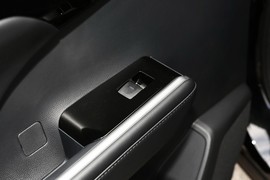 2024款丰田汉兰达