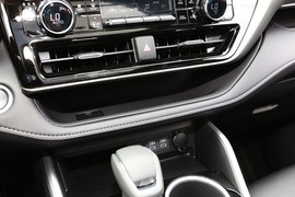 2024款丰田汉兰达