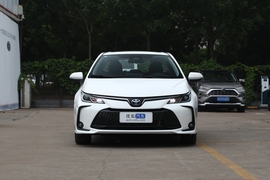 2024款丰田卡罗拉双擎