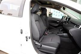 2024款丰田卡罗拉双擎