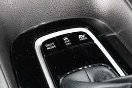 2024款丰田卡罗拉双擎