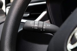 2024款丰田卡罗拉双擎