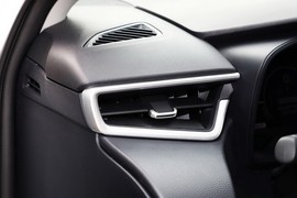 2024款丰田卡罗拉双擎