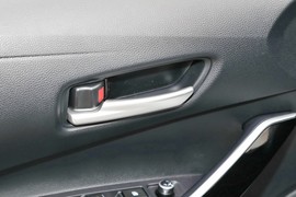 2024款丰田卡罗拉双擎