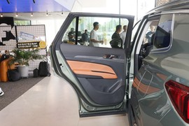2025款福特领睿