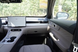 2025款奇瑞瑞虎8