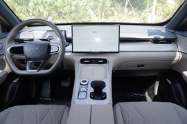 2025款奇瑞瑞虎8