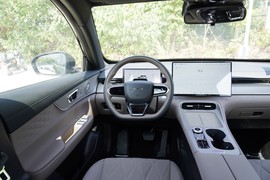 2025款奇瑞瑞虎8