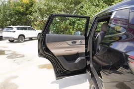 2025款奇瑞瑞虎8