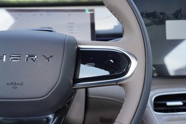 2025款奇瑞瑞虎8