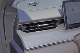 2025款奇瑞瑞虎8