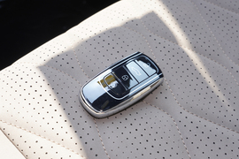 2025款奇瑞瑞虎8