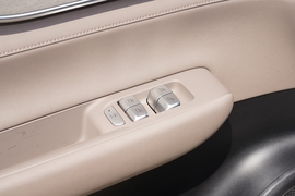 2025款奇瑞瑞虎8