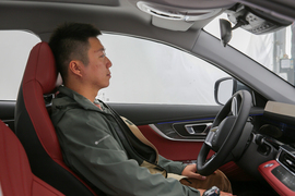 2025款奇瑞瑞虎7