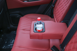 2025款奇瑞瑞虎7