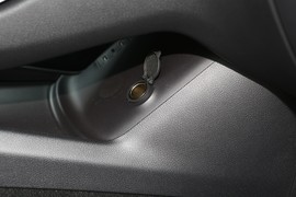 2024款比亚迪驱逐舰05