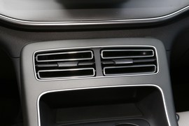 2024款比亚迪驱逐舰05