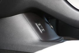 2024款比亚迪驱逐舰05