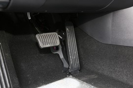 2024款比亚迪驱逐舰05