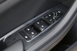 2024款比亚迪驱逐舰05