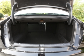 2024款比亚迪驱逐舰05