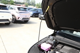 2024款比亚迪驱逐舰05