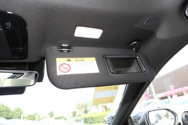 2024款丰田凯美瑞