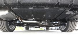 2024款丰田凯美瑞