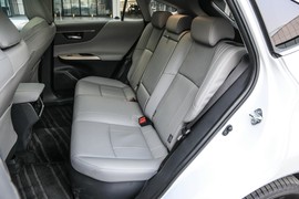 2024款丰田凌放HARRIER