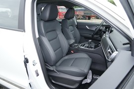 2025款奇瑞瑞虎8