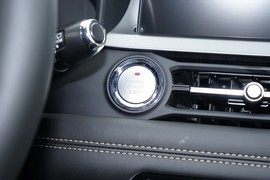 2025款奇瑞瑞虎8