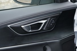 2025款奇瑞瑞虎8