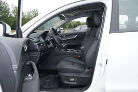 2025款奇瑞瑞虎8