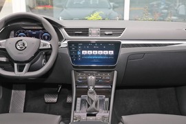 2025款斯柯达速派