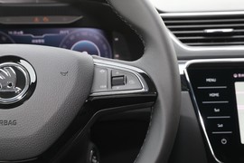 2025款斯柯达速派