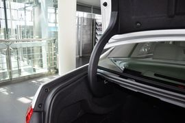 2014款奔驰E300L改款运动型