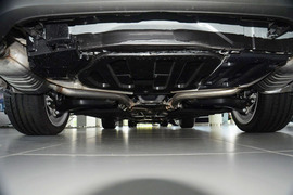2014款奔驰E300L改款运动型