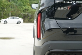 2025款奇瑞瑞虎7