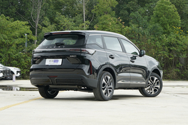 2025款奇瑞瑞虎7